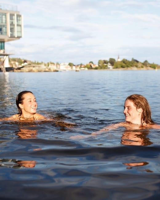 7_Larvik - Bathing in Batteristranda_Photo Yeast Studio_Visit Vestfold